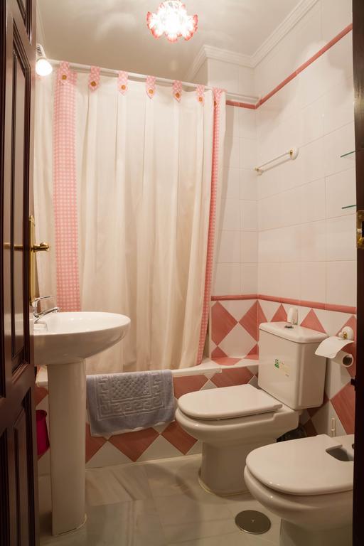 Apartamento San Benito Sevilla Bagian luar foto